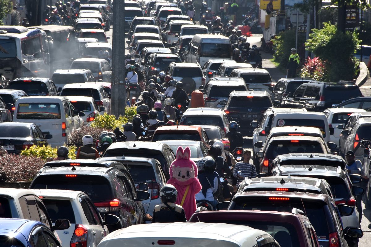 klakson, macet, emosi, libur Lebaran, Macet di Tempat Wisata Saat Libur Lebaran, Hindari Penggunaan Klakson Berlebihan