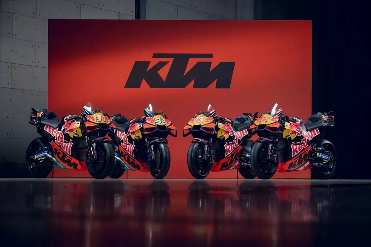 Tim satelit, Tech3, MotoGP, Tepis Rumor Pindah ke Honda, KTM Perpanjang Kontrak Tech3