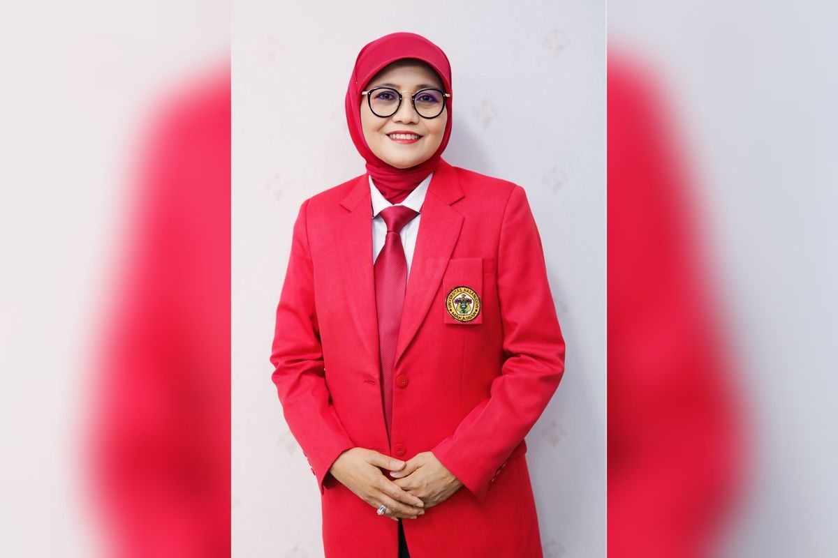 Rektor UNM, Karta Jayadi, Farida Patittingi, rektor UNM, karta jayadi, rektor UNM dinonaktifkan, rektor UNM sekarang, Plh Rektor UNM, Farida Patittingi Resmi Jadi Plh Rektor UNM, Gantikan Karta Jayadi