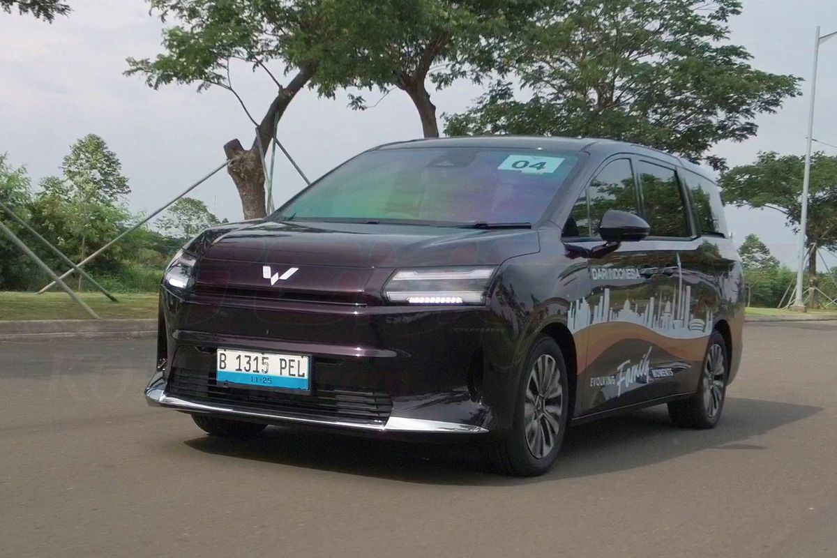 Wuling, Wuling Darion, PHEV, Wuling Darion Diklaim Terjual 4.000 Unit, Varian EV Mendominasi