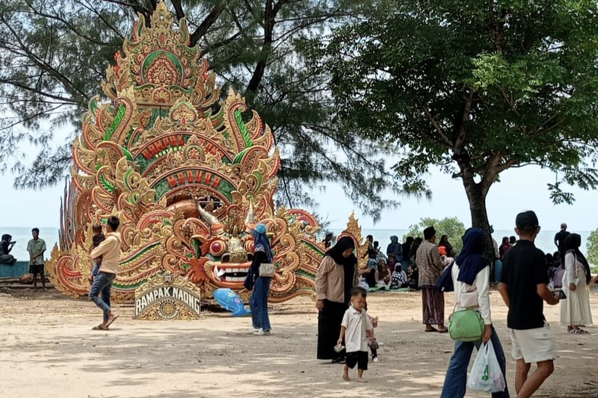 Pamekasan, pantai Talang Siring, Dihibur Musik Tongtong, 1.000 Tiket Ludes Terjual di Pantai Talang Siring Pamekasan