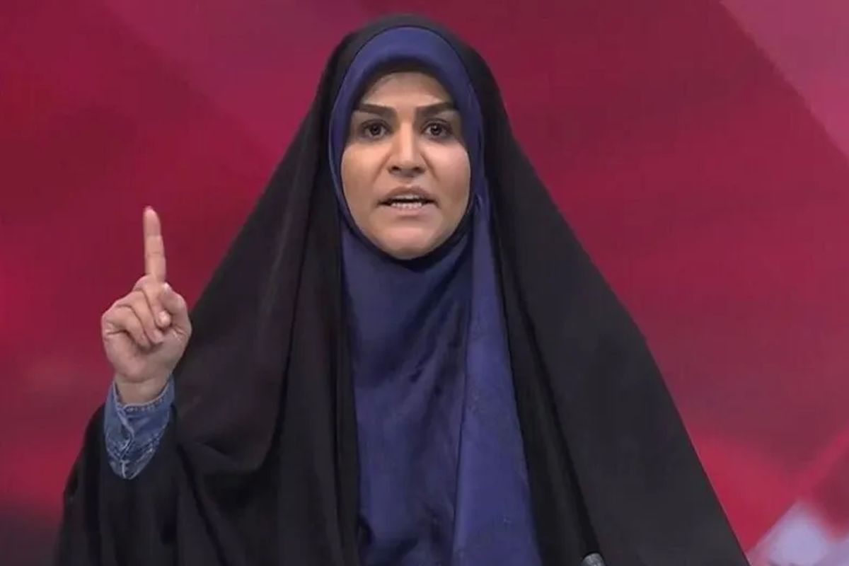 Presenter televisi Iran, Sahar Emami, IRINN, serangan israel, sahar emami, Sahar Emami Kembali ke Layar Tanpa Rasa Takut, Kontras dengan Reporter di Luar Negeri, Profil Sahar Emami, Presenter Iran yang Tetap Siaran Saat Serangan Israel
