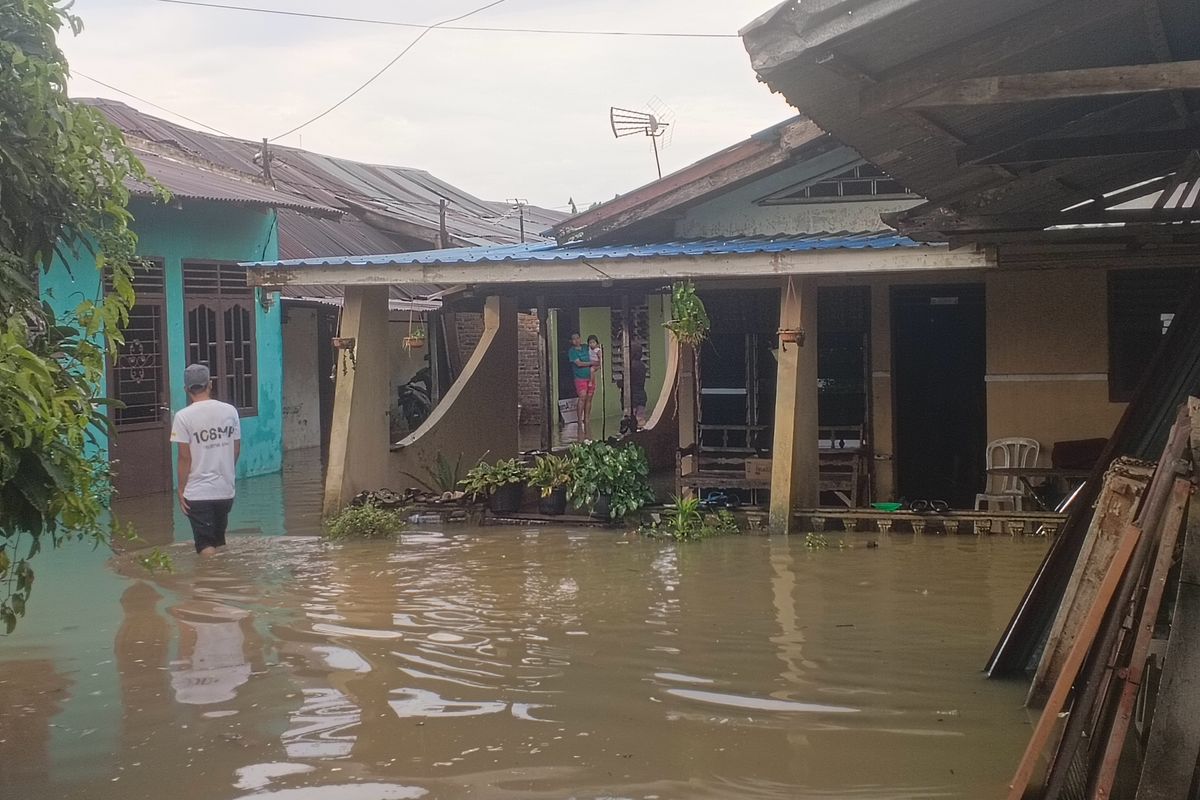Medan, Status tanggap darurat, banjir Medan, Pemko Medan Perpanjang Status Tanggap Darurat Bencana hingga 25 Desember 2025, 19 Kecamatan Terdampak Banjir Medan, Antisipasi Cuaca Ekstrem dari BMKG, Instruksi Pemulihan Pascabanjir, Pelayanan Publik Harus Cepat, Posko Bencana Tetap Buka hingga 25 Desember, Pelayanan Kesehatan Pascabanjir Diperkuat
