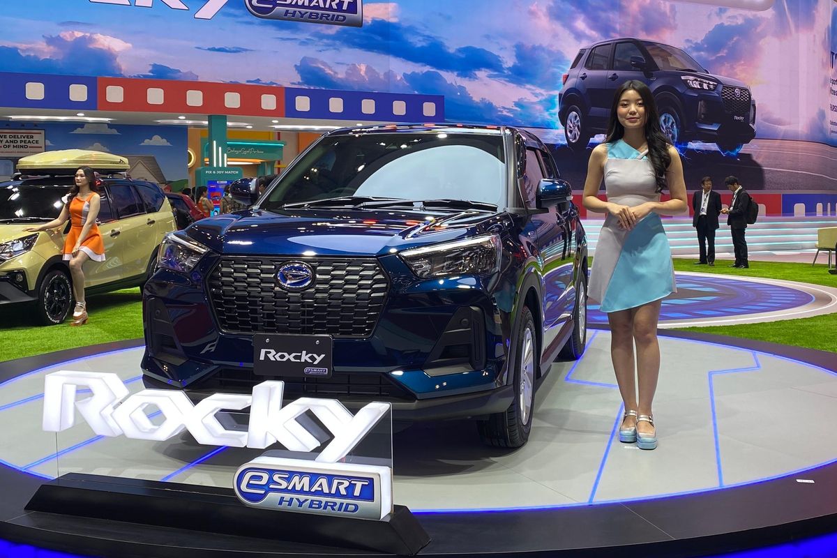 Daihatsu, Rocky e-Smart Hybrid, GIIAS, Rocky e-smart Hybrid, GIIAS 2025, Daihatsu Rocky e-smart Hybrid, GIIAS 2025 : Harga Rocky Hybrid Diumumkan Besok