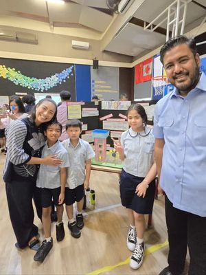 Rahayu Saraswati, Rahayu Saraswati mundur dari DPR, rahayu saraswati dan anak, 9 Potret Kebersamaan Rahayu Saraswati dengan 3 Buah Hati, Hangat dan Penuh Cerita, 1. Mirror selfie usai dari gereja, 2. Wira tampil percaya diri di panggung, 3. Perayaan ulang tahun Janissa, 4. Wira jalani sunat, 5. Doa untuk sang pejuang kecil, 6. Kebanggaan untuk Narendra, 7. Peluk hangat dengan bungsu, 8. Liburan ke Disneyland, 9. Anak ikut rapat