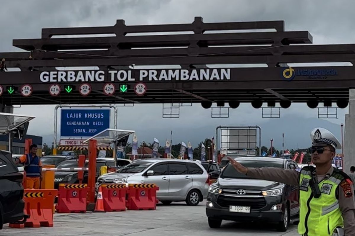 lalu lintas, Jawa Tengah, jalan, one way, kemacetan, Kemacetan, Lalu lintas, kepadatan, Libur akhir tahun, Nataru, Strategi Cegah Kemacetan Nataru 2025/2026 di Jawa Tengah