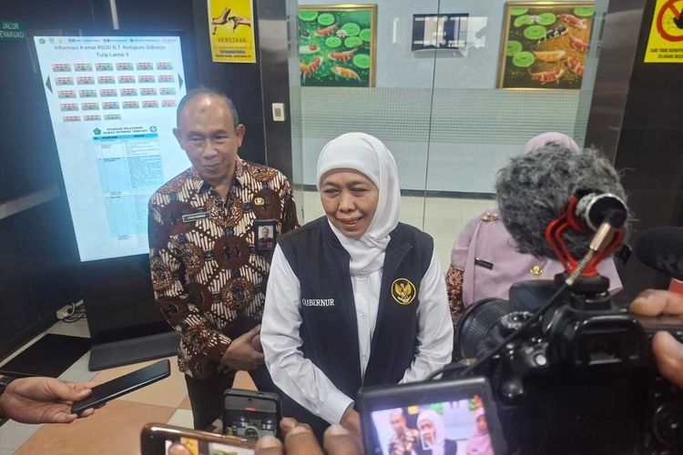 gubernur jawa timur khofifah indar parawansa, diskon pajak kendaraan bermotor, pembebasan pajak kendaraan, Pemutihan pajak kendaraan, pemutihan kendaraan bermotor jawa timur, Pemutihan Pajak Kendaraan Jatim Kembali Digelar, Berlaku 1 Oktober–30 November 2025, Apa Saja Fasilitas Pembebasan Pajak yang Diberikan?, Bagaimana Syarat dan Mekanisme Pembayarannya?, Apa Tujuan dan Manfaat Program Ini?, Berapa Potensi Dana yang Dapat Dihimpun?
