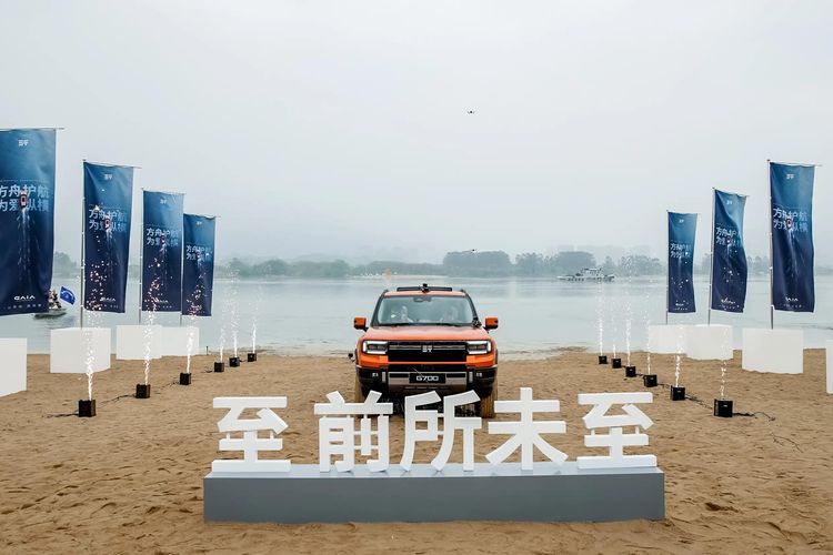 Sungai Minjiang, Jetour G700 Supreme, Jetour G700 Taklukkan Sungai Minjiang: Uji Ekstrem Jip Amfibi