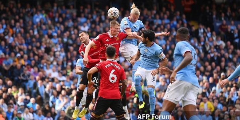 Manchester United, Manchester City, Liga Inggris, Premier League, Man United, Man City, Phil Foden, Man City vs Man United, Altay Bayindir, liga inggris 2025-2026, HT Skor Man City Vs Man United 1-0, Phil Foden Bawa Citizens Unggul