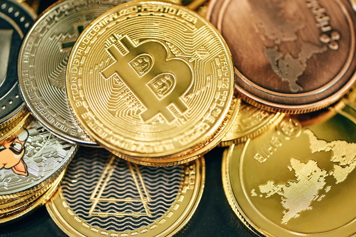cryptomixer, hacker, dark web, kejahatan kripto, Layanan Pencuci Uang CryptoMixer Digerebek, Polisi Sita Bitcoin Rp 3 Triliun