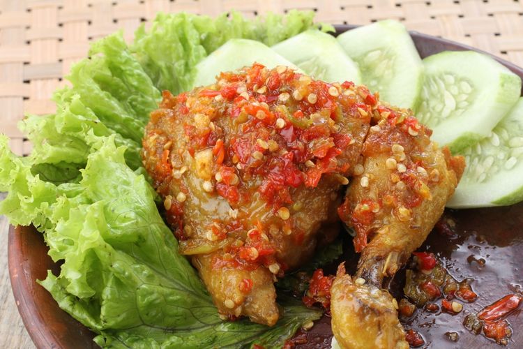 Kuliner dekat Stasiun Madiun, Pecel Madiun, ka bias, kuliner dekat Stasiun Madiun, tempat makan dekat Stasiun Madiun, kuliner malam Madiun, sarapan dekat Stasiun Madiun, Kereta Api BIAS, 6 Tempat Makan Dekat Stasiun Madiun, Sarapan hingga Makan Malam, Warung Pecel Bu Sugeng, Nasi Pecel Mbak Luluk, Warung Kopi Mbah Sus, Bebek Stasiun 1997, Penyetan Pendekar, Gado-gado dan Tahu Campur Pak Tomo