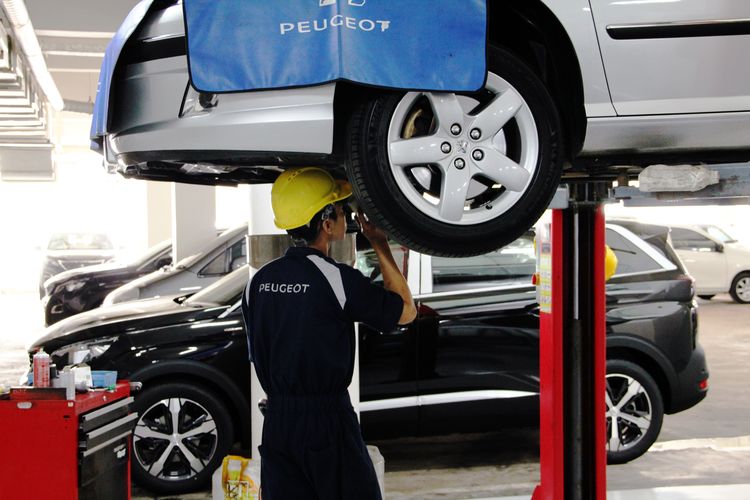 mobil, kolong, kolong mobil, Bagian bawah mobil, Saat Musim Hujan Harus Rajin Cek Kolong Mobil, Ini Penjelasannya