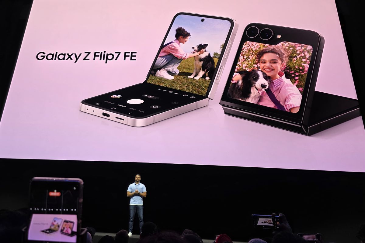 Samsung, ponsel lipat, Galaxy Z Flip 7 FE, Spesifikasi Galaxy Z Flip 7 FE, harga Samsung Z Flip 7 FE, fitur Galaxy Z Flip 7 FE, spesifikasi Galaxy Z Flip 7 FE, Samsung Galaxy Z Flip 7 FE Meluncur, Model 