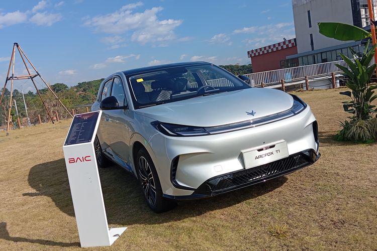 BAIC, mobil baru, RMA Indonesia, Agrinas, Pedro Acosta, Marc Marquez, Polytron, Penjualan Mobil, Atto 1, Klarifikasi Impor Pikap, Polytron Tembus 25 Besar