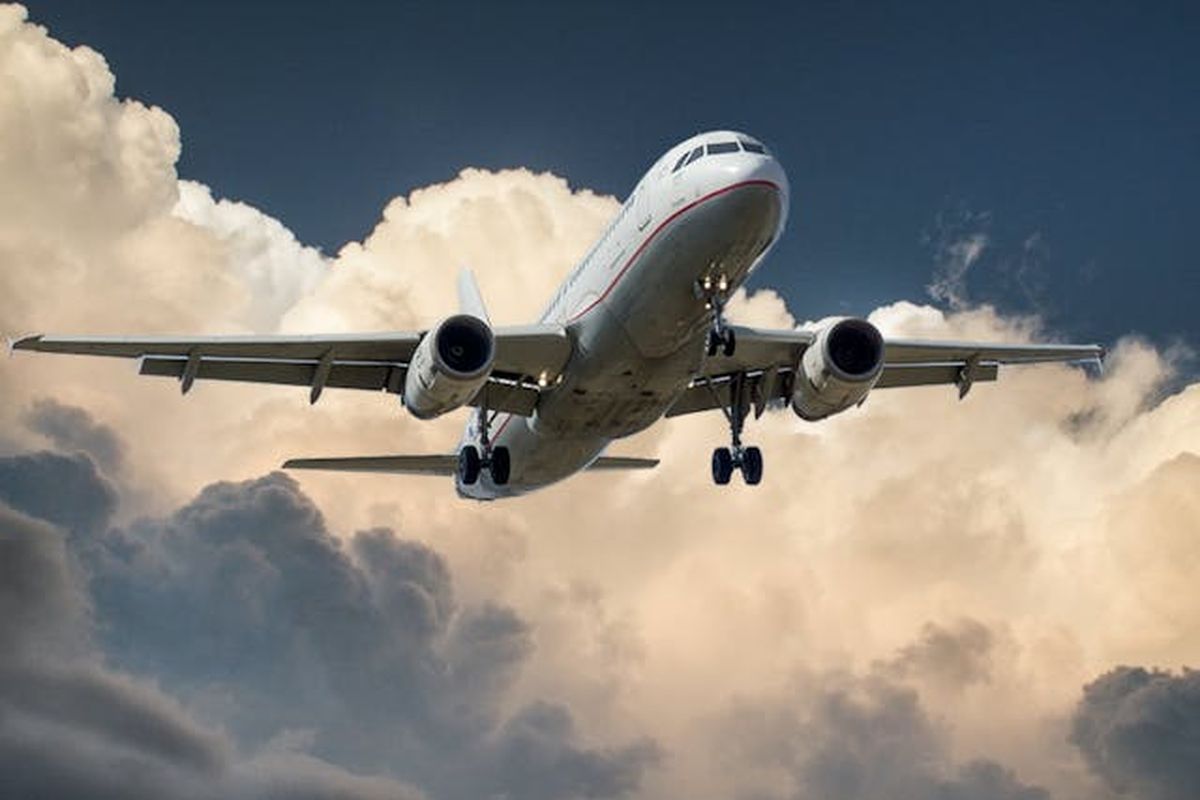 Garuda Indonesia, Pencurian di Pesawat, penumpang garuda, penumpang garuda kehilangan iphone, Kronologi Penumpang Garuda Kehilangan iPhone, Sempat Terlacak di Hotel Kru