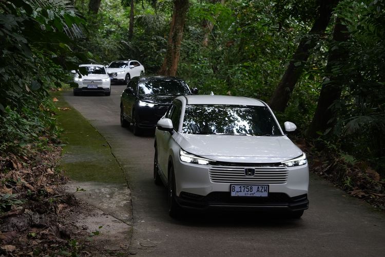 mobil hybrid, penggantian oli, Rais Rachman, pelumas mobil, Mobil Hybrid, Mitos atau Fakta, Oli Mobil Hybrid Lebih Awet Dibanding ICE?