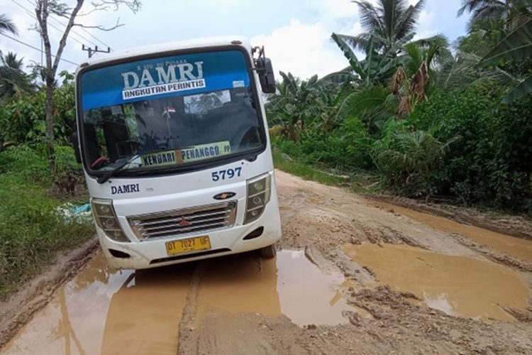 transportasi umum, angkutan umum, Saat BBM Jadi Isu, Angkutan Umum Justru Terabaikan