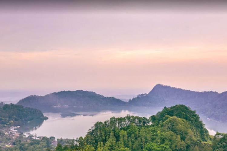 Wisata Ponorogo, Wisata alam ponorogo, wisata anak di ponorogo, tempat wisata murah di ponorogo, rekomendasi wisata jawa timur, 15 Tempat Wisata di Ponorogo, Liburan Mulai Rp 10.000, 1. Wahana Alam Wisata (WAW) Jaka Tingkir, 2. Taman Wisata Ngembag, 3. Sendang Bulus, 4. Eduwisata Ndalem Kerto, 5. Taman Wengker, 6. Wisata Edukasi Ponorogo, 7. Keraton Waterpark, 8. Waterpark Kintamani, 9. Gita Waterpark, 10. Bukit Soeharto, 11. Bukit Cumbri, 12. Air Terjun Coban Lawe, 13. Pemandian Air Panas Tirta Husada, 14. Mloko Sewu, 15. Telaga Ngebel