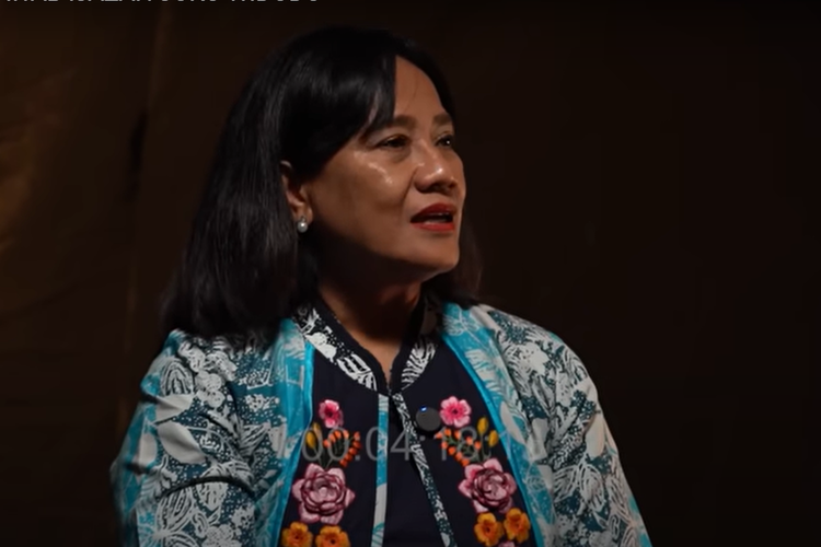Rektor UGM, ova emilia, ijazah jokowi, ijazah joko widodo ugm, ijazah joko widodo di ugm, Rektor UGM Bicara Terus Terang Soal Ijazah Jokowi, Singgung Tanggung Jawab Pribadi