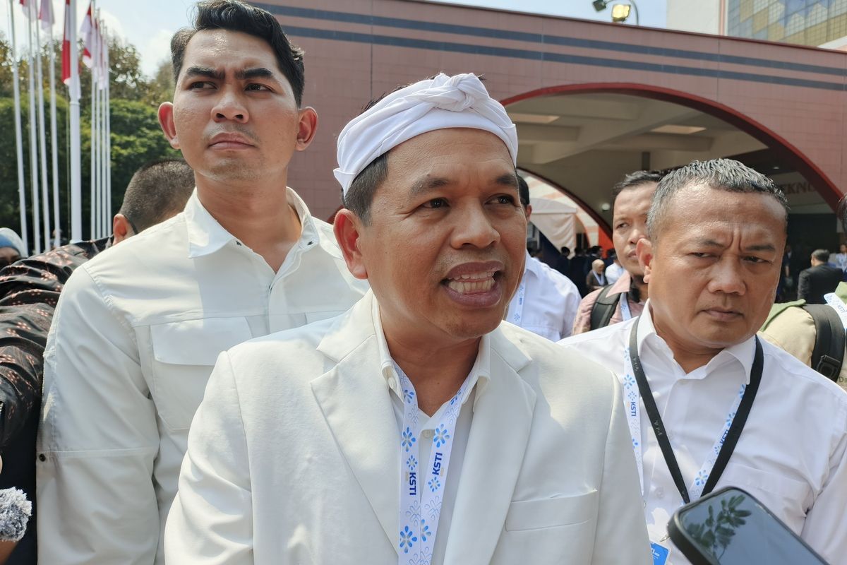 Dedi Mulyadi, wali kota cirebon, Gubernur Jawa Barat, Pajak Bumi Bangunan Perdesaan dan Perkotaan, DPRD Cirebon, kenaikan pbb 1000 persen, Dedi Mulyadi Turun Tangan Redam Polemik PBB 1.000 Persen Cirebon, Tarif Kembali ke Angka Awal
