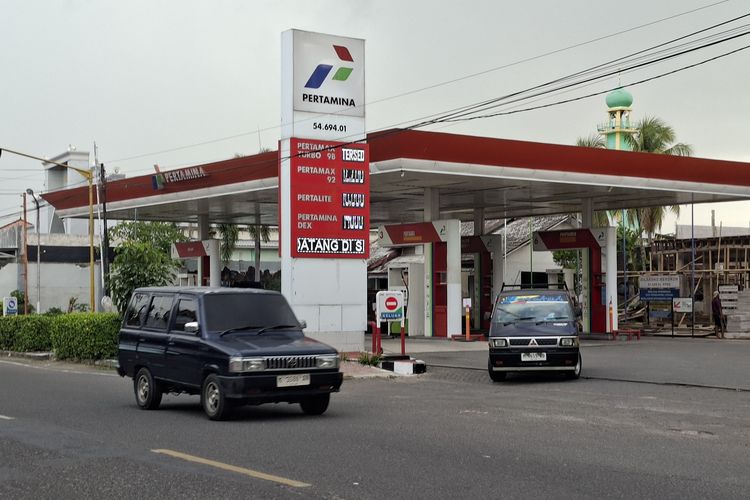 bensin oplosan, Jangan Campur Pertalite dengan Pertamax, Ini Dampaknya