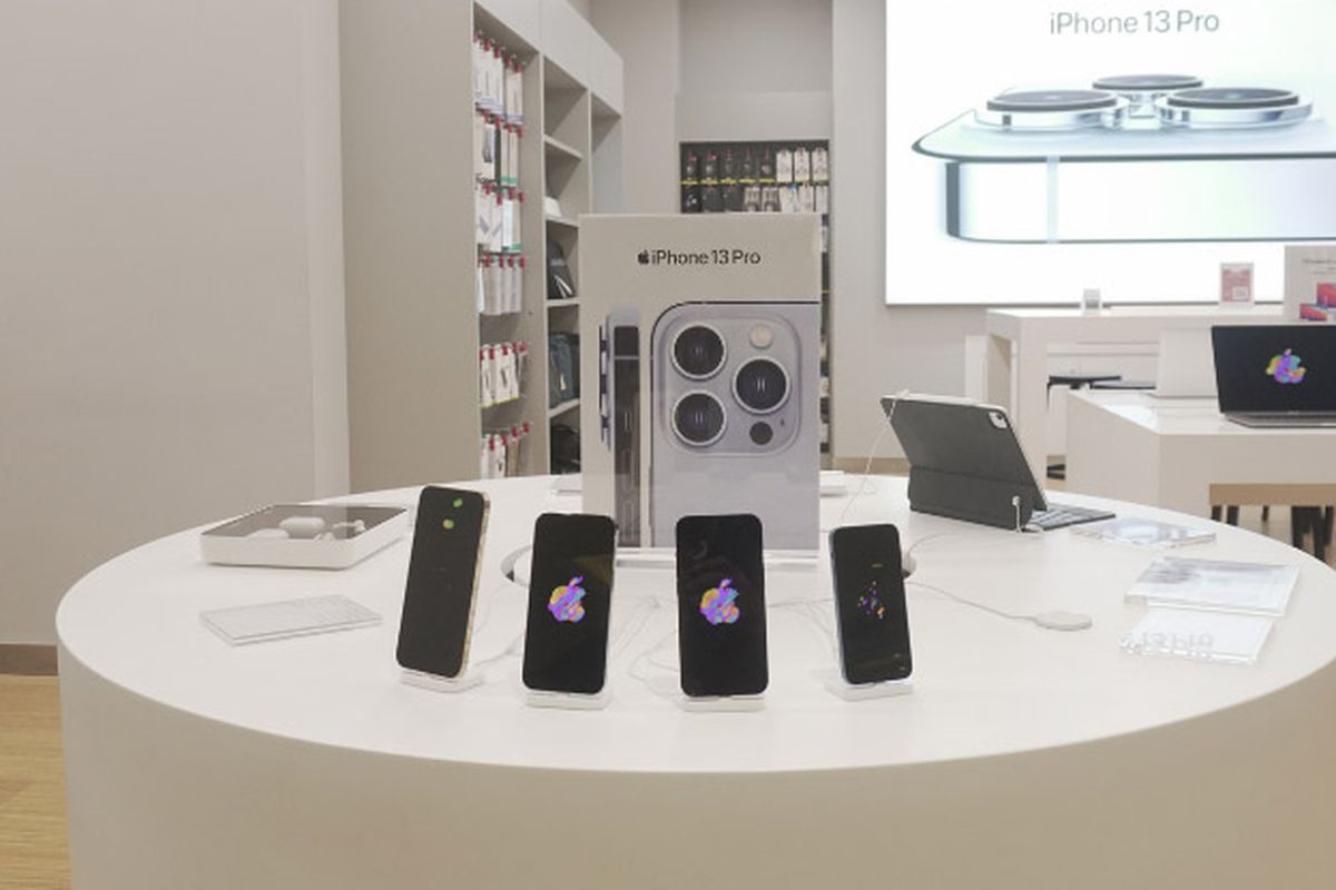 harga iPhone, harga iPhone terbaru, Update Harga iPhone Hari Ini 15 Januari 2026, iPhone 13 dan 14 Masih 