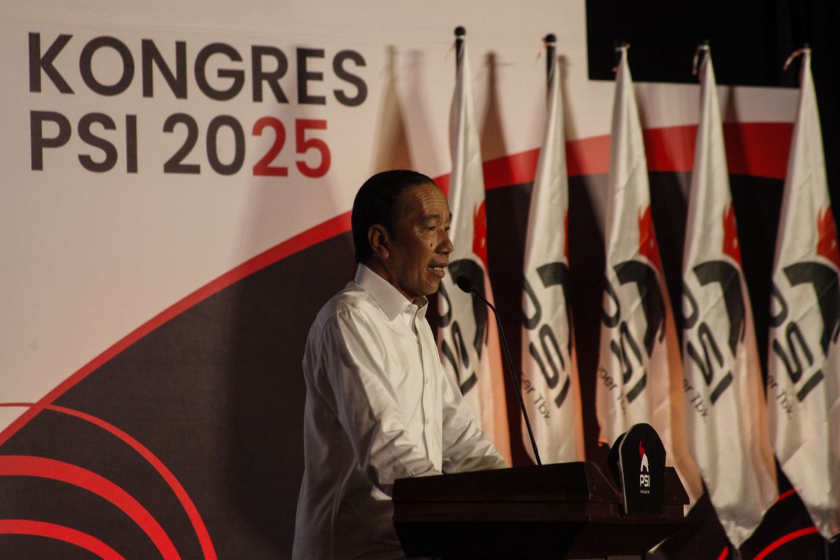Jokowi, PDI-P, Guntur Romli, Kaesang Pangarep, psi partai super tbk, wrapup, Jokowi Sebut PSI Bukan Milik Keluarga, PDI-P: Itu Diucapkan di Depan Anaknya Sendiri
