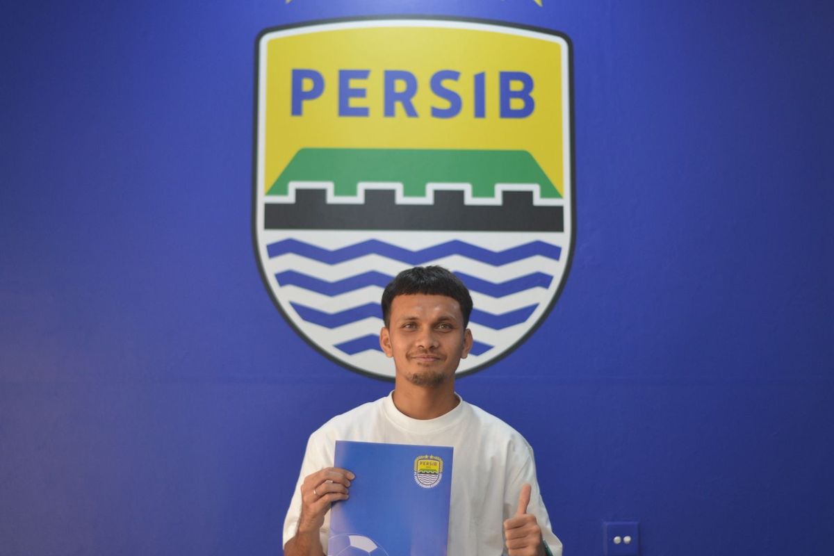 Hamra Hehanussa, Persik Kediri, Liga 1, Bobotoh, Persija Jakarta, Rezaldi Hehanusa, Liga 1 2025-2026, Hamra Hehanussa, Jebolan Persija Patok Target Tinggi bersama Persib