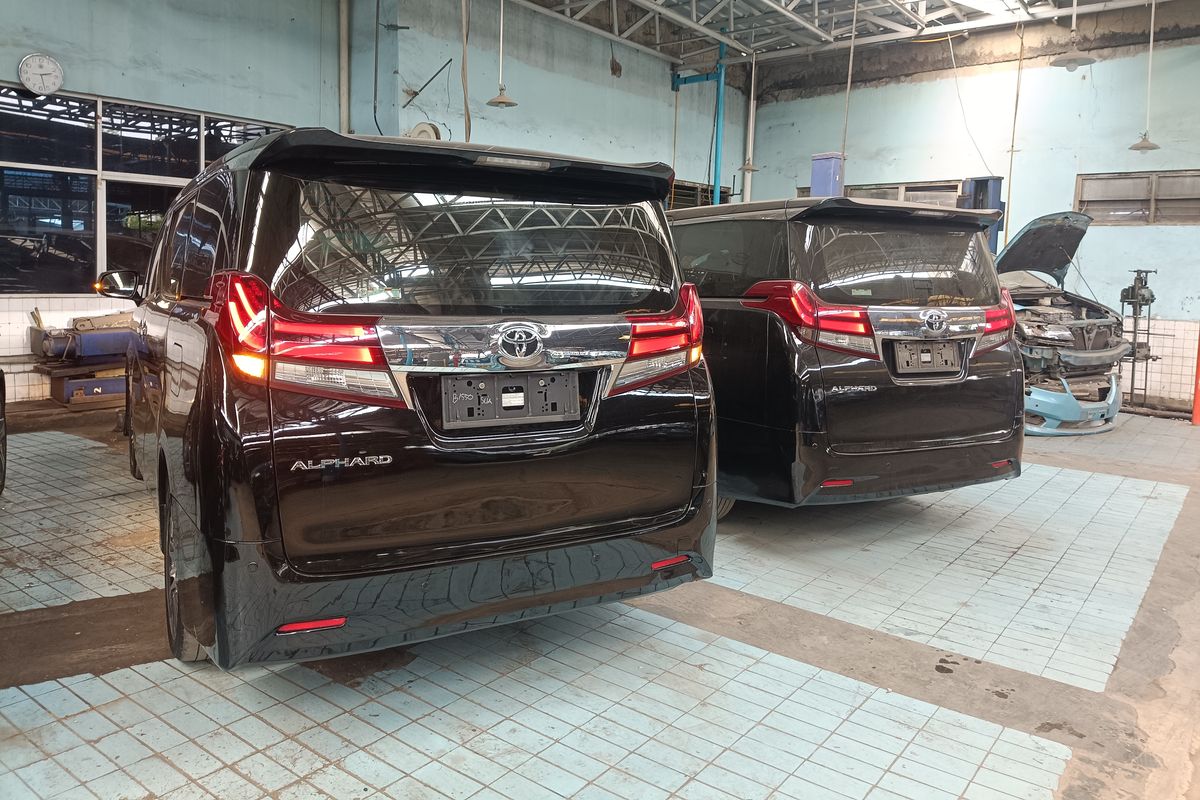 MPV mewah bekas, Harga MPV mewah bekas, banderol MPV mewah bekas, Banderol MPV Mewah Bekas November 2025, Alphard mulai Rp 89 Juta