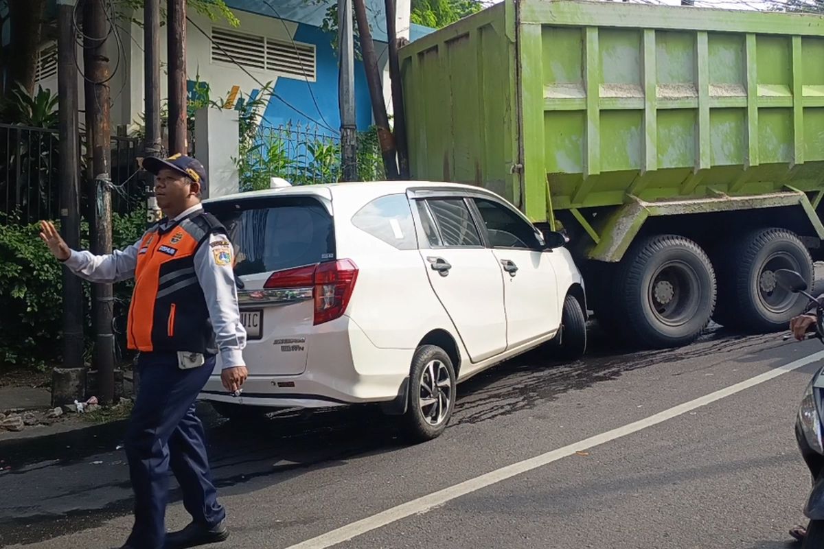 Penjelasan KNKT Kenapa Truk Sering Mundur saat Tak Kuat Nanjak