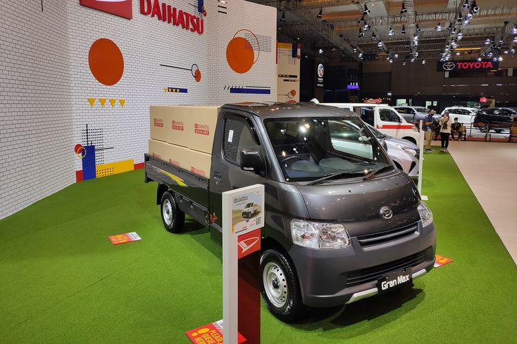 wholesales, Zenix, Reborn, Toyota, Kijang Innova, Daihatsu, Gran Max, pikap, penjualan mobil, Mobil Terlaris di Indonesia Januari 2026 Ternyata Daihatsu Gran Max