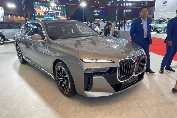 BMW Alpina, Logo, mobil, Logo Baru Alpina Setelah Diambil Alih BMW