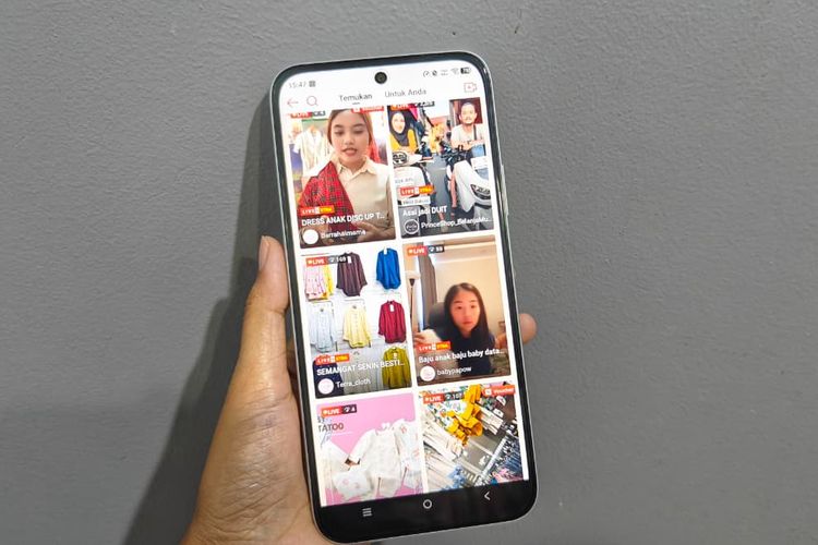 Vivo, smartphone, Vivo Y31d Pro, Baterai 7.000 MAh di Vivo Y31d Pro Awet Berapa Lama? Saya Coba Buktikan, Baterainya cukup awet, Ngecas ngebut, Bodi licin digenggam, Spesifikasi Vivo Y31D Pro di Indonesia
