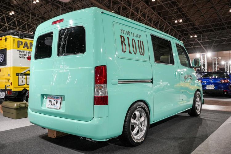 Tokyo Auto Salon 2026, Modifikasi Kembaran Gran Max Bergaya Klasik Amerika, Konsep dan Inspirasi, Detail Eksterior,  Toyota Town Ace, kembaran Daihatsu Gran Max, dimodifikasi seperti Ford F100, Kustomusasi, Filosofi 