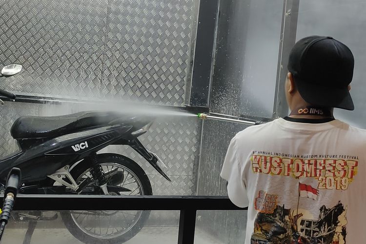 air hujan, Pentingnya Cuci Motor Usai Hujan & Banjir, Bisa Cegah Korosi