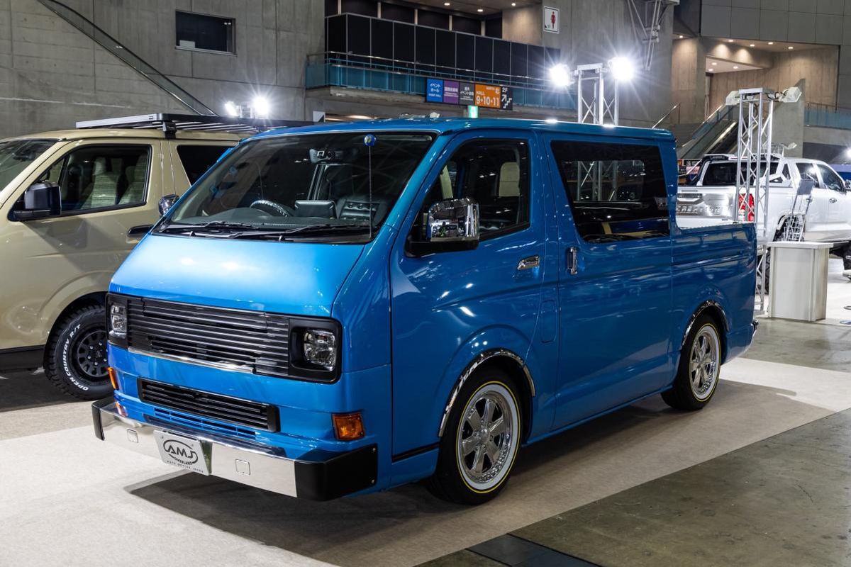 kendaraan niaga, Toyota HiAce, Tokyo Auto Salon 2026, Modifikasi Toyota HiAce Diubah Jadi Pikap Double Cabin