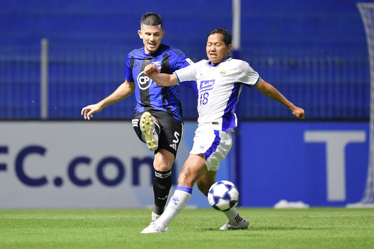 Persib Bandung, Adam Alis, Super League 2025-2026, Bojan Hodak, Luciano Guaycochea, jadwal persib bandung, AFC Champions League Two, ACL 2, Lion City Sailors vs Persib, jadwal persib bandung di afc champions league 2, Jadwal Lion City Sailors vs Persib, jadwal persib vs lion city sailors, Lion City Sailors Vs Persib Bandung, Adam Alis Belum Bisa Bermain