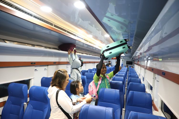 Kereta Api Indonesia, Kereta Api Pasundan, KA Pasundan, kereta api pasundan, kereta new generation, KA Pasundan Upgrade Fasilitas, Bye-bye Duduk Hadap-hadapan