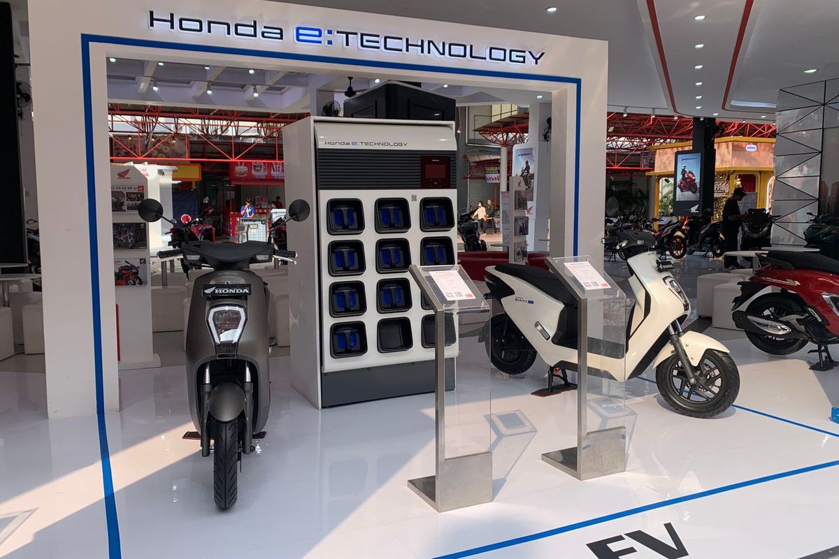 moge, entry level, Honda EM1 e, Diskon, IIMS 2026, SUV Ringkas Listrik, Suzuki eVitara, Jaecoo J5 EV, Motor Baru, Insentif Otomotif, Scrambler 400 X, Adu eVitara Vs J5 EV, Moge Entry Level Rp 158 Juta