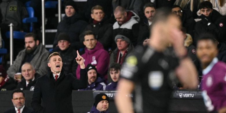 Manchester United, Darren Fletcher, Benjamin Sesko, Man United, Premier League, Burnley, Liga Inggris, Darren Fletcher Ungkap Rahasia Kembalinya Ketajaman Sesko