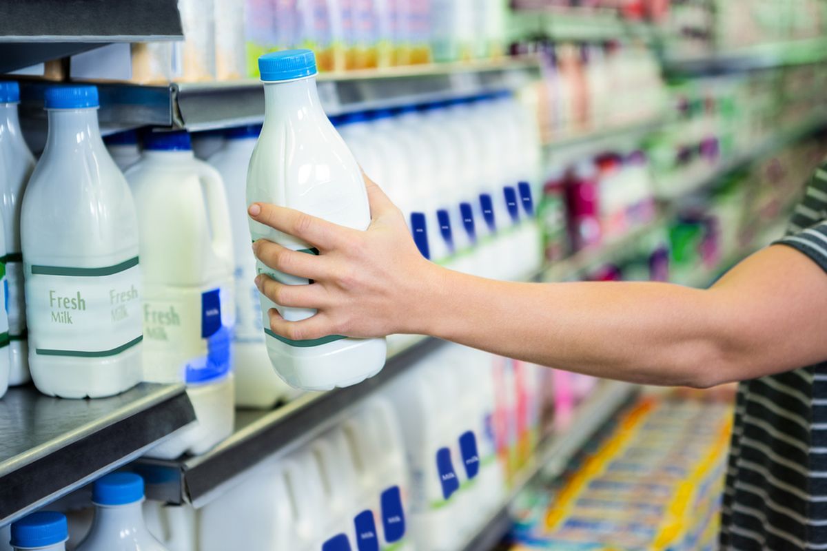 susu kemasan, fresh milk, laktosa, Cara Pilih Susu Kemasan Berkualitas Menurut Ahli, Awas Ketipu Komposisinya