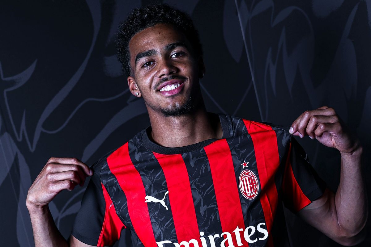 Serie A, AC Milan, Liga Italia, Paolo Maldini, Piala Dunia U17 2023 Indonesia, david odogu, Juara Piala Dunia U17 2023 Indonesia Gabung AC Milan, Maldini Jadi Inspirasi