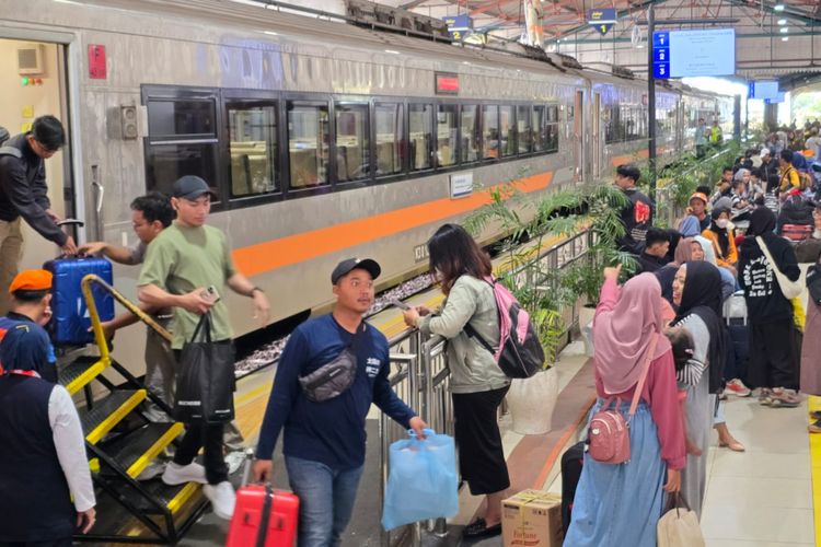 Cara Dapat Diskon Tiket Kereta Api 25 Persen untuk Libur Akhir Tahun 2025