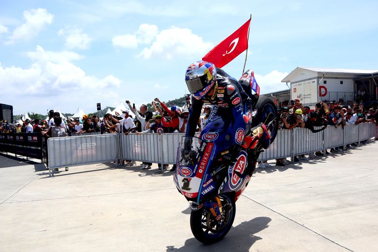 Toprak Razgatlioglu, World Superbike, WorldSBK, MotoGP, Yamaha, Pramac Racing, Jack Miller, Miguel Oliveira, Paolo Pavesio, yamaha, motogp 2025, Toprak Kembali Dekati Yamaha Untuk Pindah ke MotoGP