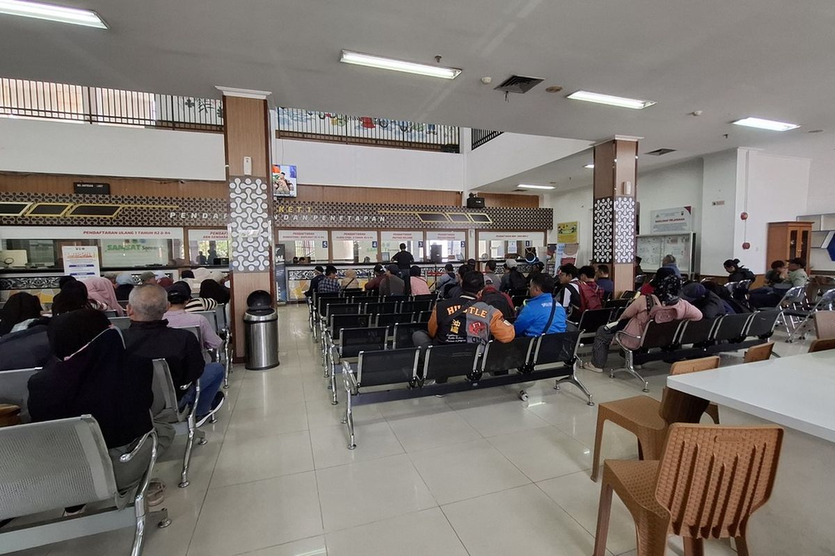 pajak kendaraan, kendaraan bermotor, pemutihan pajak kendaraan, pemutihan pajak 2025, Masih Ada Pemutihan Pajak Kendaraan di Depok, Bekasi, Bogor, dan Tangerang