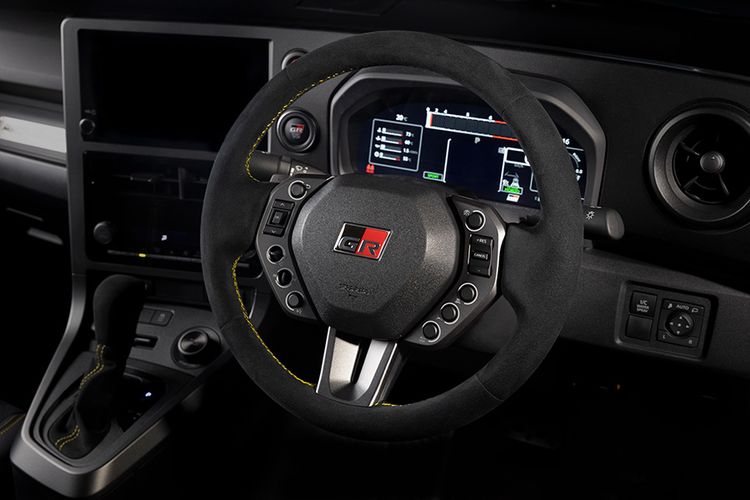 GR Yaris, Morizo, Akio Toyoda, Toyota, Morizo RR, hot hatchback, GR Yaris Morizo RR Meluncur di Tokyo Auto Salon 2026: Cuma 200 Unit