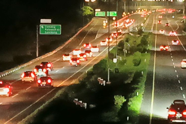 Lane hogger, perjalanan arus balik, Arus Balik Lebaran: Begini Cara Menghadapi Lane Hogger Tanpa Konflik