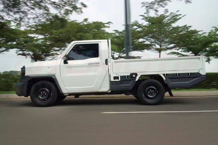 Mahindra, Scorpio, Toyota, Hilux Rangga, Toyota Hilux Rangga, Komparasi Pikap: Mahindra Scorpio Vs Toyota Hilux Rangga