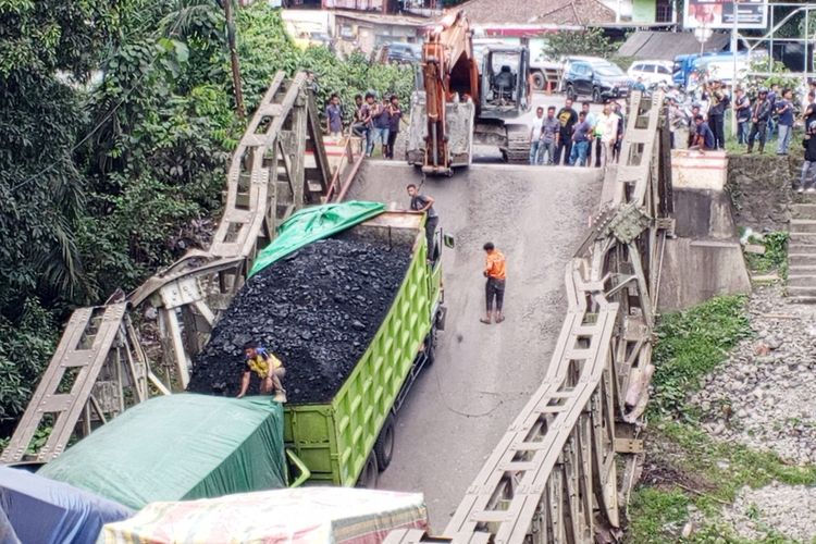 Aptrindo, zero ODOL 2027, Agus Harimurti Yudhoyono, normalisasi kendaraan, Kebijakan Zero ODOL 2027: Apa Kata Pengusaha Truk Indonesia?