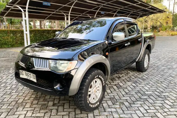 double cabin bekas, harga double cabin bekas, banderol double cabin bekas, Harga Double Cabin Bekas November 2025, Triton mulai Rp 147 Juta